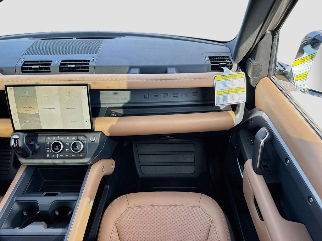 2026 LAND Rover DEFENDER P300 S — миниатюра 18