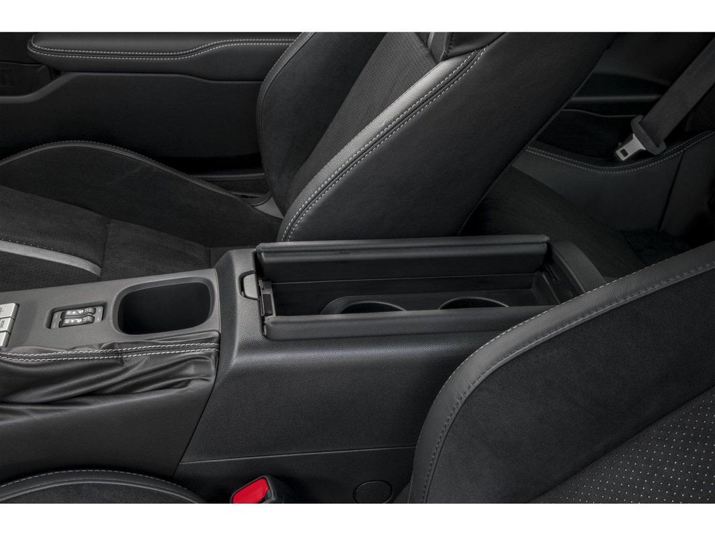 2023 Toyota GR86 PREMIUM — фото 9