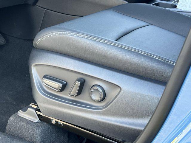 TOYOTA COROLLA CROSS - 7