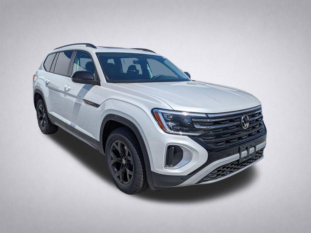 New 2026 Volkswagen Atlas Peak Edition