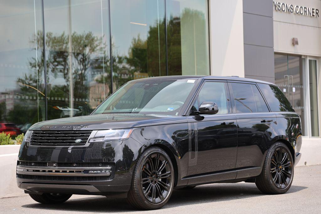 New 2026 Land Rover Range Rover P400 SE