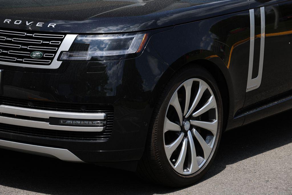 صورة 7 لـ 2025 LAND Rover RANGE ROVER P530 AUTOBIOGRAPHY