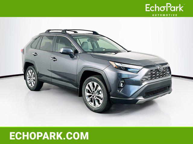 TOYOTA RAV4 - 1