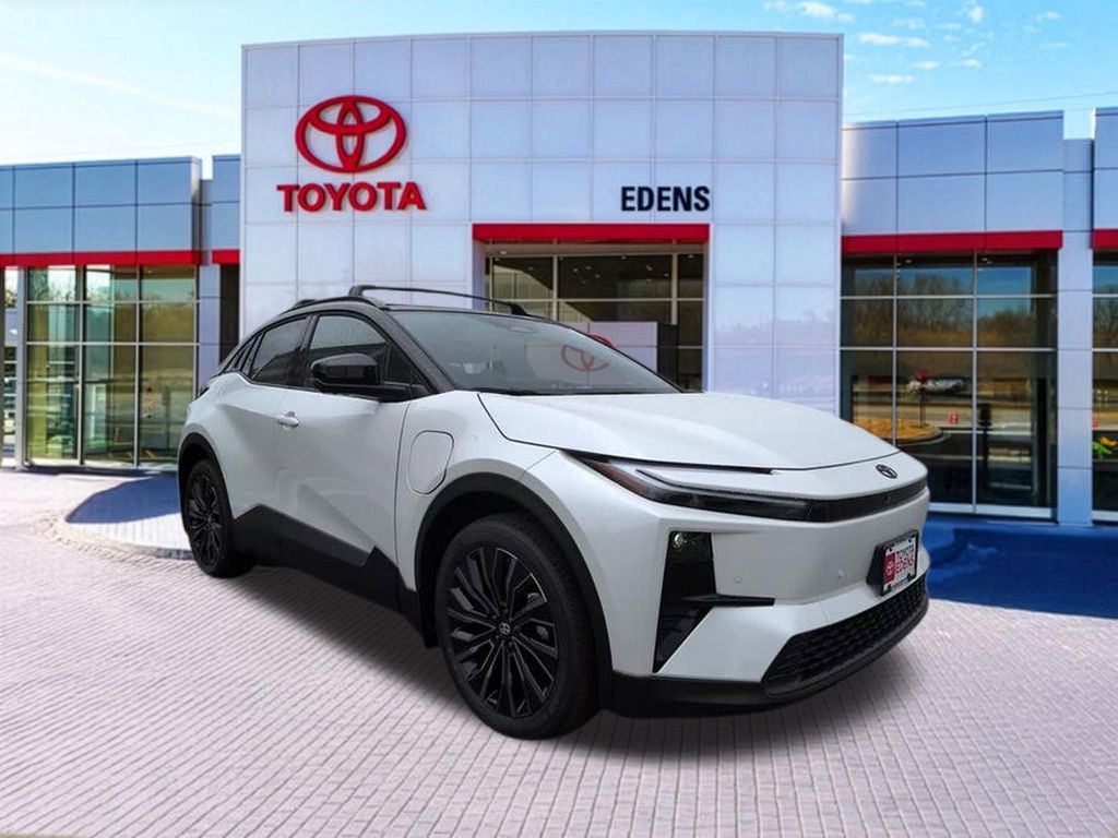 New 2026 Toyota C-HR XSE