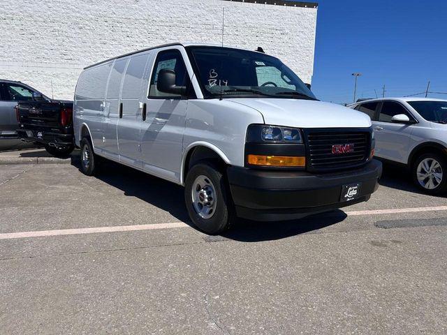 New 2025 GMC Savana 2500 Work Van