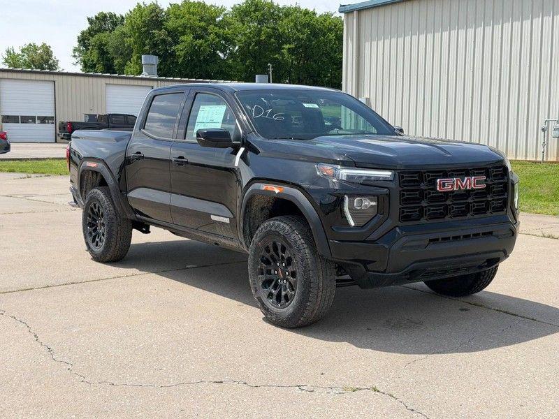 New 2026 GMC Canyon Elevation