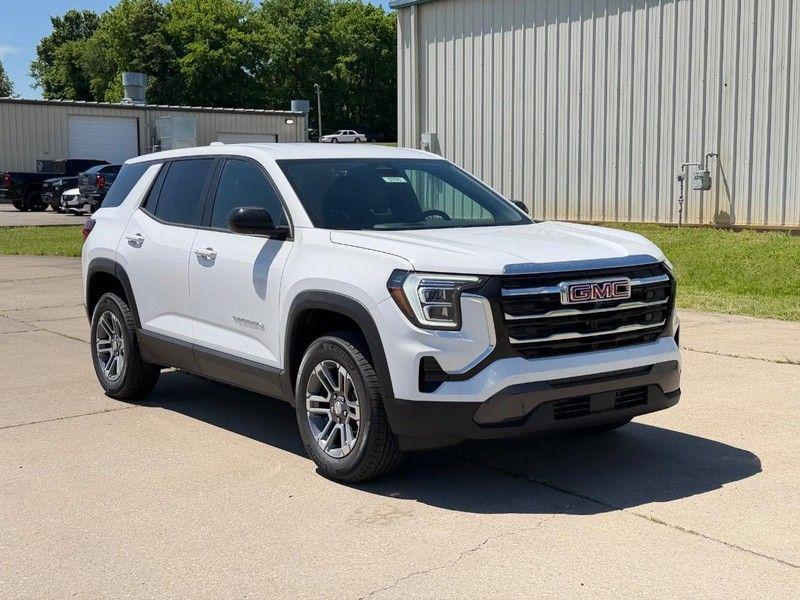 New 2026 GMC Terrain FWD Elevation