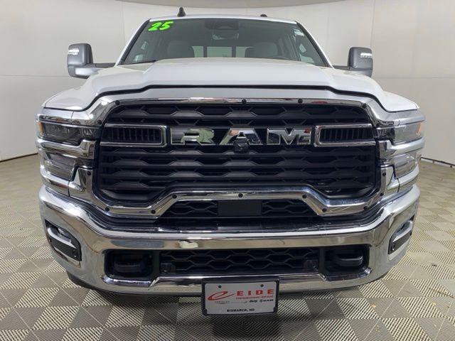 2025 RAM 3500 BIG HORN CREW CAB 4X4 8' BOX 照片 9