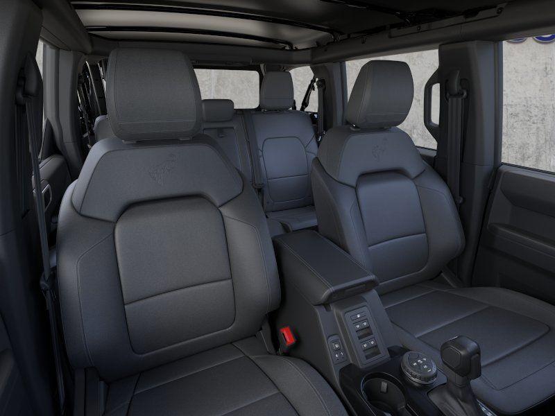 FORD BRONCO - 10
