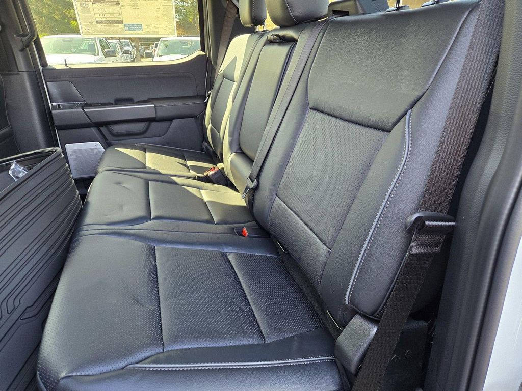 FORD F-150 LARIAT - 6