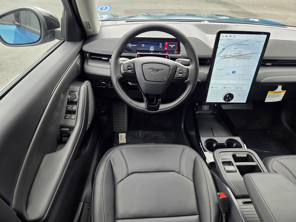 2026 FORD MUSTANG MACH-E PREMIUM — фото 7