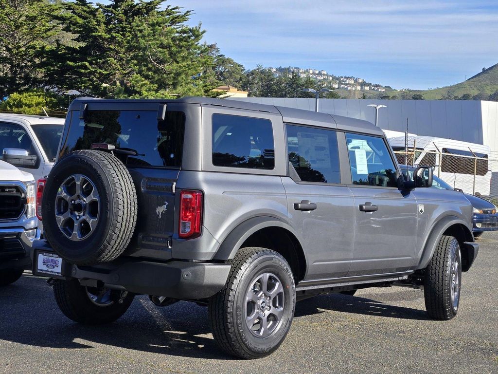 FORD BRONCO - 4