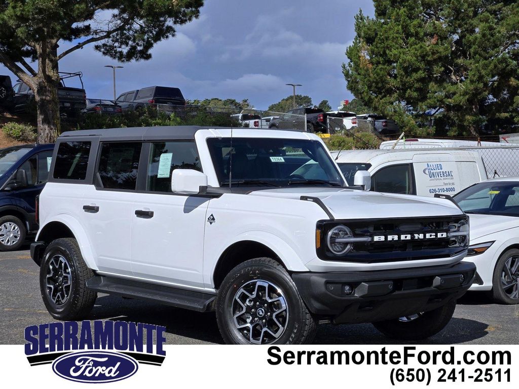 New 2026 Ford Bronco Outer Banks
