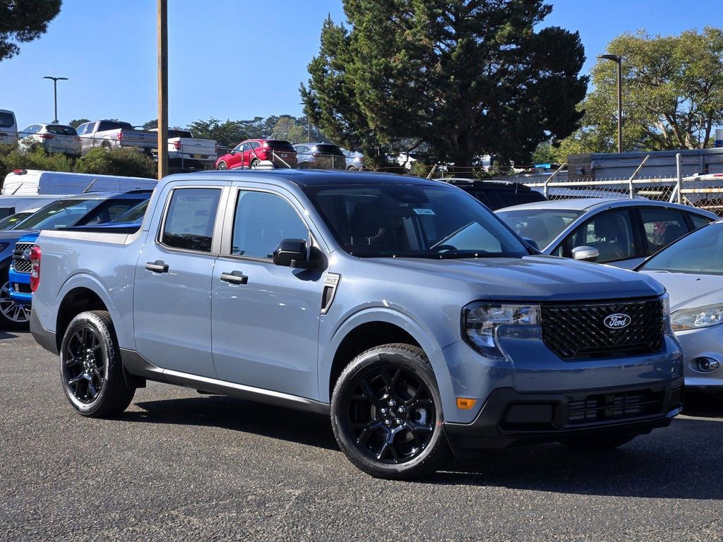 New 2025 Ford Maverick XLT