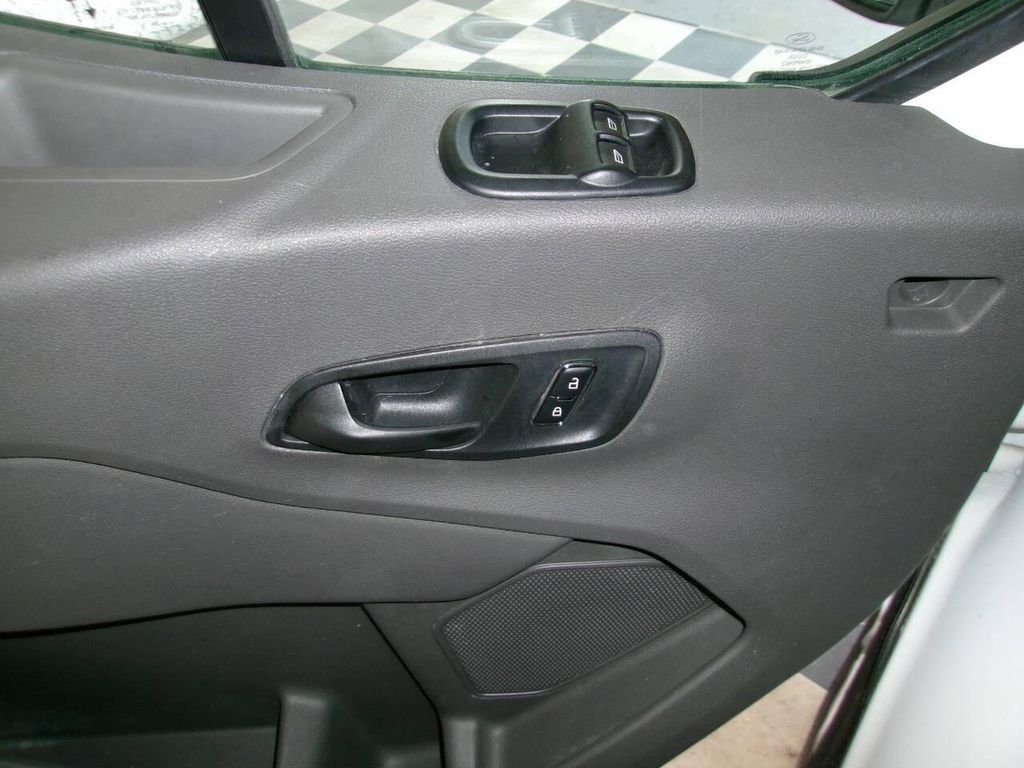 2025 FORD TRANSIT-250 BASE 缩略图 13