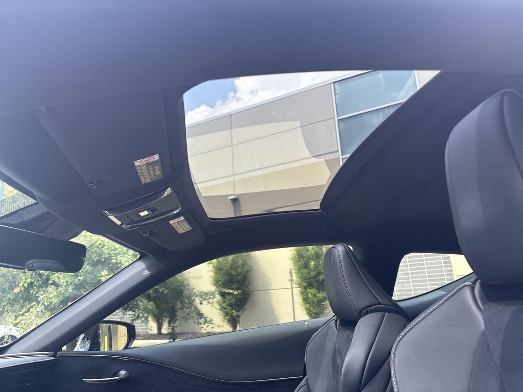 2022 Lexus LC 500 BASE — миниатюра 28