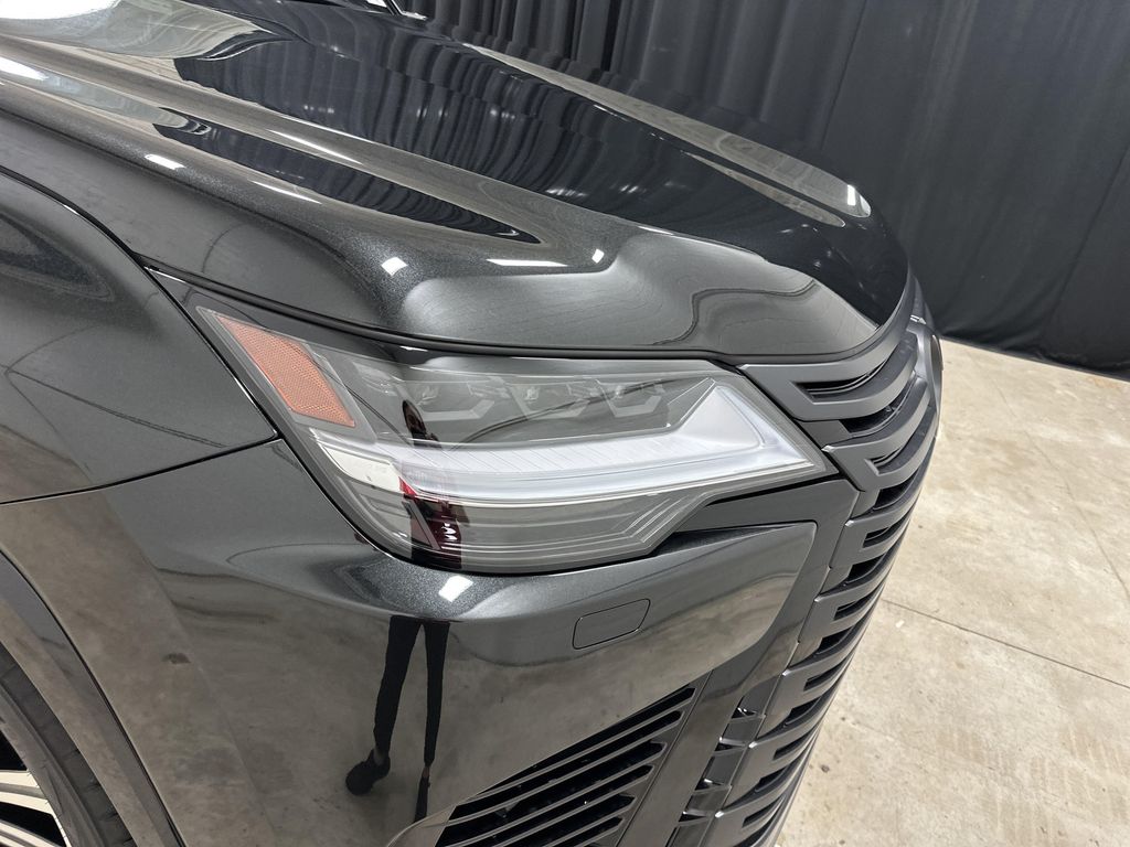 صورة مصغرة 11 لـ 2026 Lexus LX 600 LUXURY