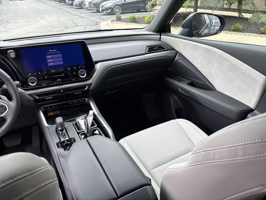 صورة مصغرة 17 لـ 2026 Lexus TX 350 PREMIUM