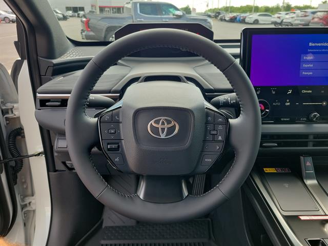 صورة مصغرة 22 لـ 2026 Toyota C-HR XSE