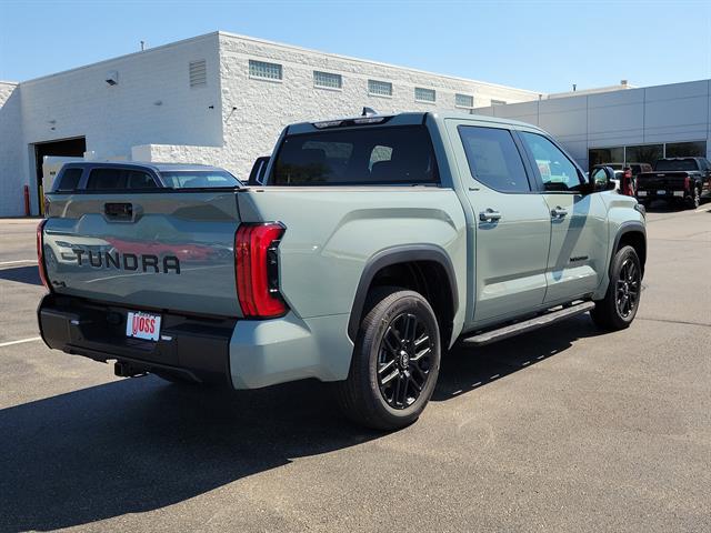 TOYOTA TUNDRA - 4