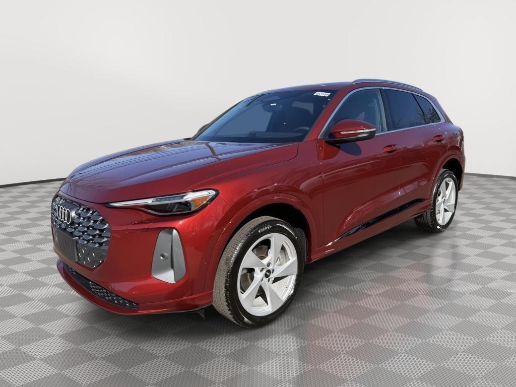 New 2025 Audi Q5 2.0T quattro Premium