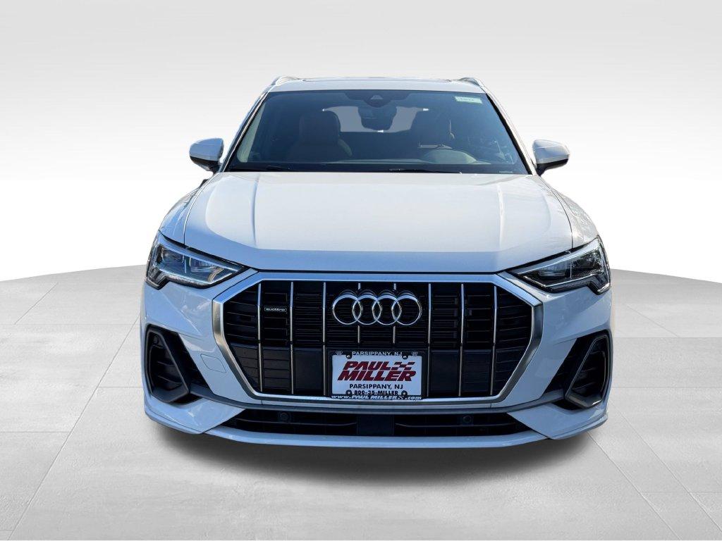 صورة 2 لـ 2023 AUDI Q3 45 S LINE PREMIUM