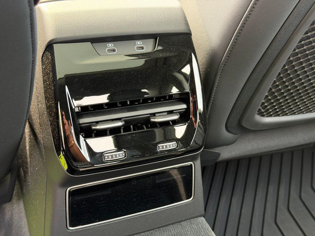 صورة مصغرة 29 لـ 2026 AUDI A6 BASE