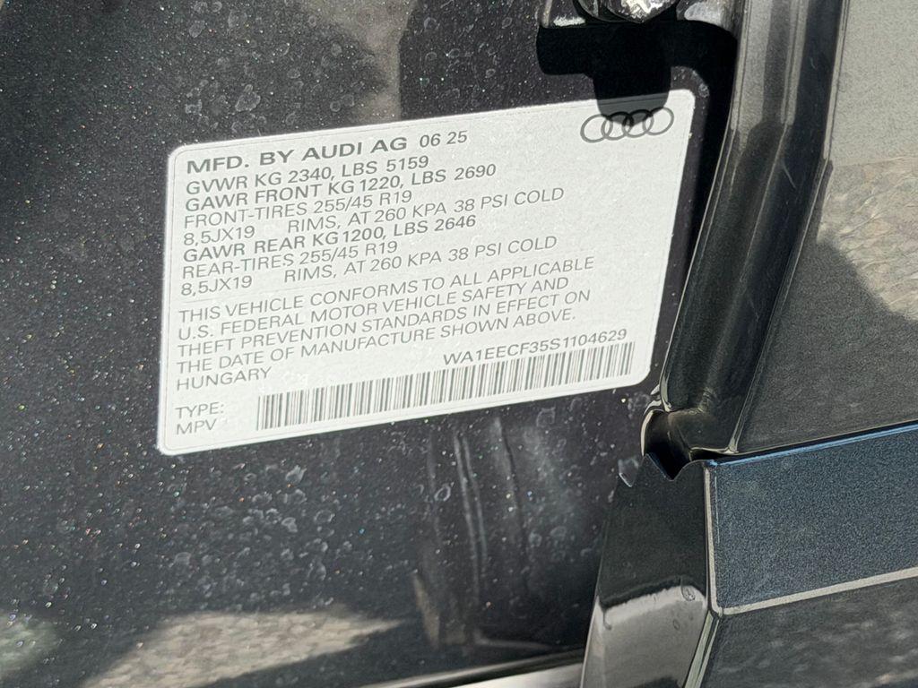 صورة مصغرة 28 لـ 2025 AUDI Q3 45 S LINE PREMIUM