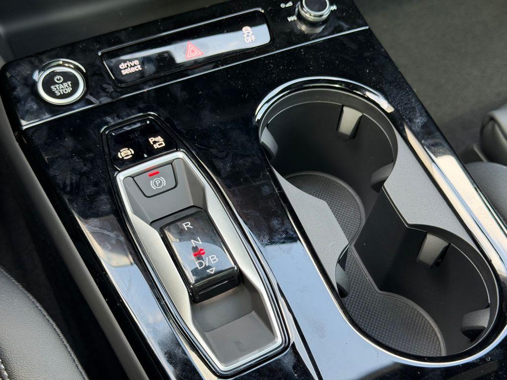 صورة 20 لـ 2027 AUDI Q6 E-TRON SPORTBACK PRESTIGE