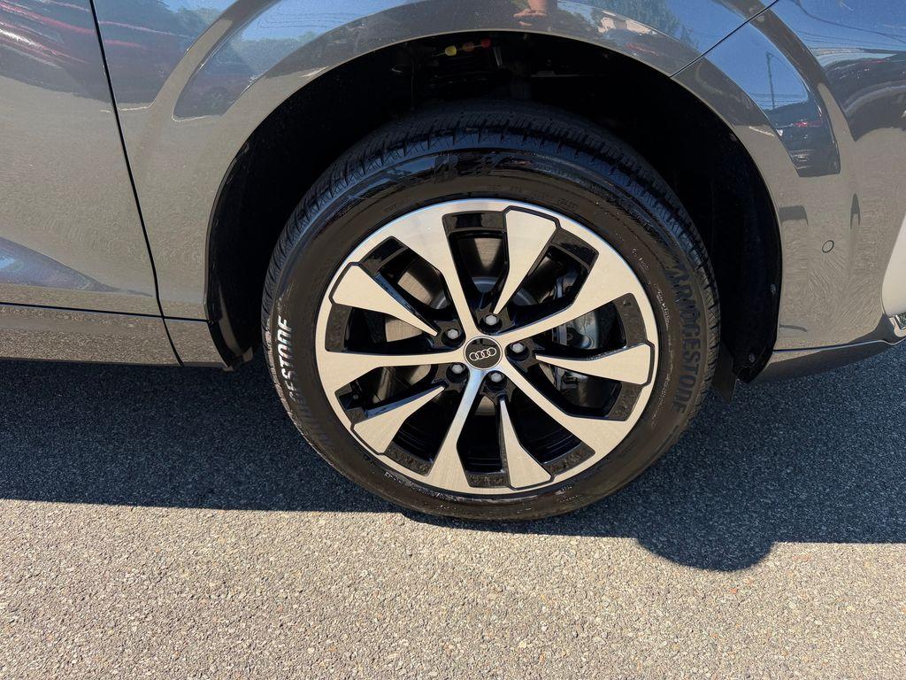صورة مصغرة 13 لـ 2026 AUDI Q3 S LINE
