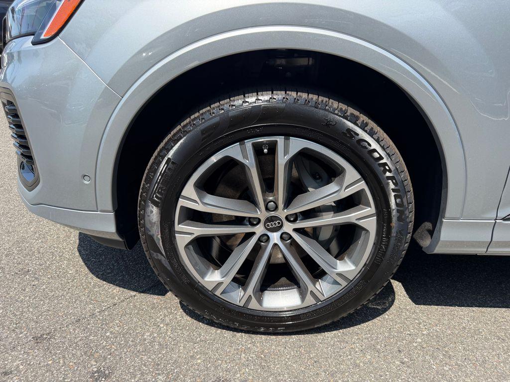 صورة 8 لـ 2026 AUDI Q7 45 PREMIUM