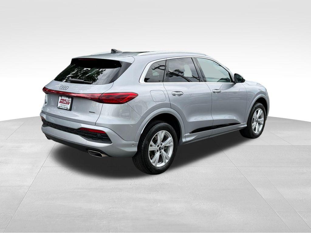 2025 AUDI Q5 2.0T QUATTRO PREMIUM — фото 9