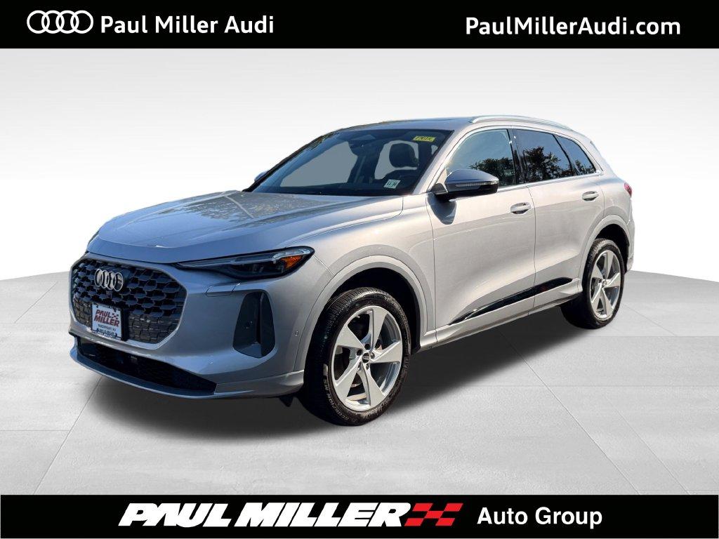 2025 AUDI Q5 2.0T QUATTRO PREMIUM — фото 1