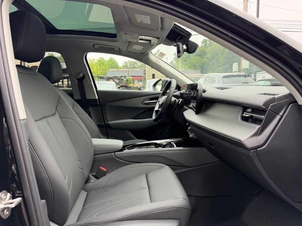 2026 AUDI Q3 S LINE — миниатюра 16