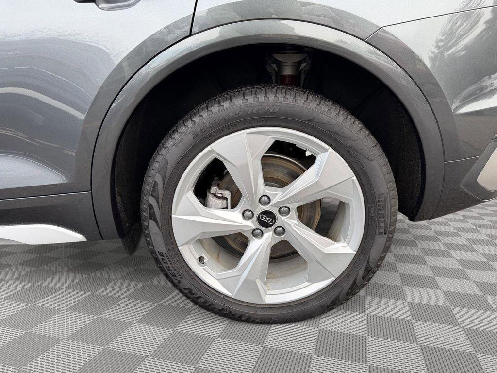 صورة 10 لـ 2025 AUDI Q5 45 S LINE QUATTRO PREMIUM