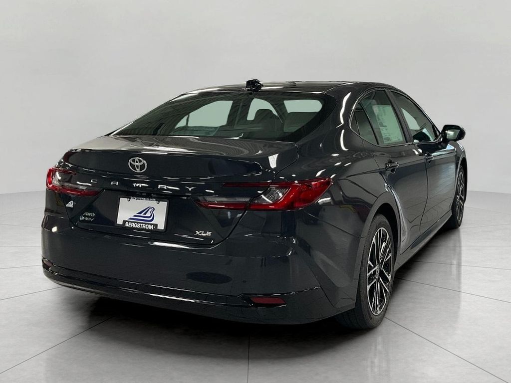 TOYOTA CAMRY - 8