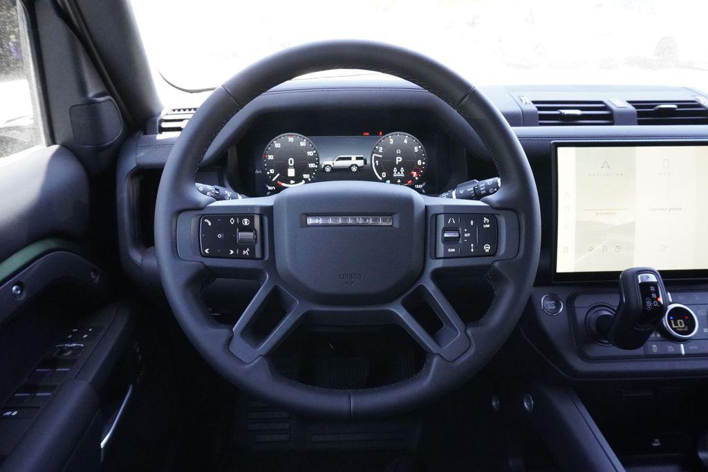 2026 LAND Rover DEFENDER P400 X-DYNAMIC SE — фото 10