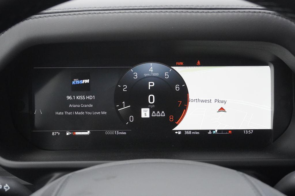 2026 LAND Rover DEFENDER P635 OCTA BLACK — фото 11
