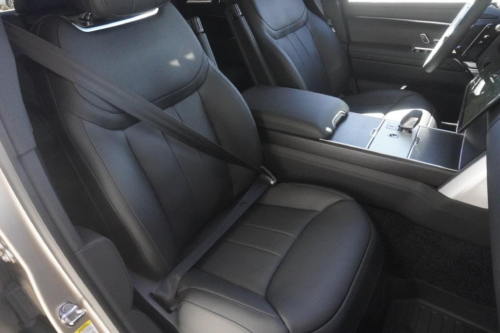 صورة مصغرة 24 لـ 2026 LAND Rover RANGE ROVER P530 SE