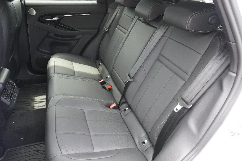 صورة مصغرة 30 لـ 2026 LAND Rover RANGE ROVER EVOQUE HOXTON EDITION