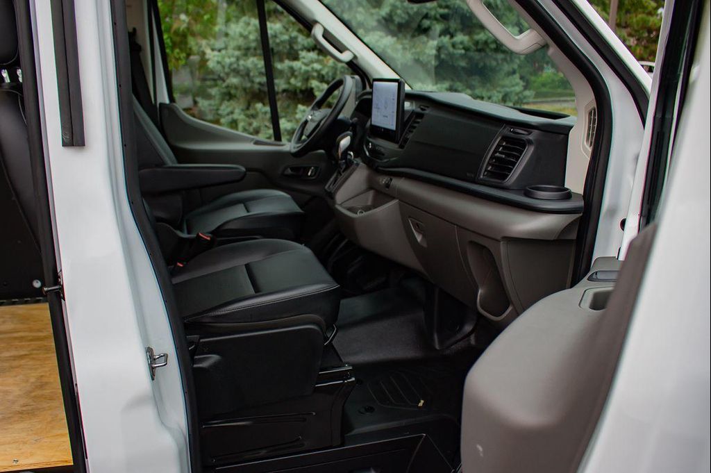 صورة مصغرة 16 لـ 2026 FORD TRANSIT-350 BASE