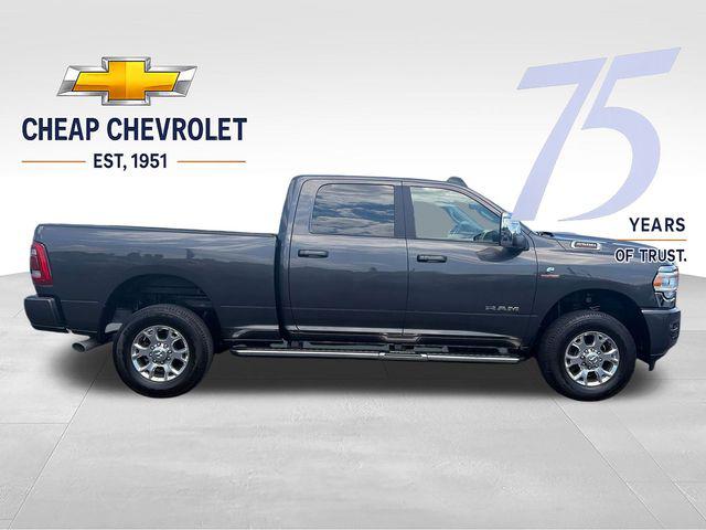 صورة 6 لـ 2024 RAM 2500 LARAMIE CREW CAB 4X4 6'4' BOX