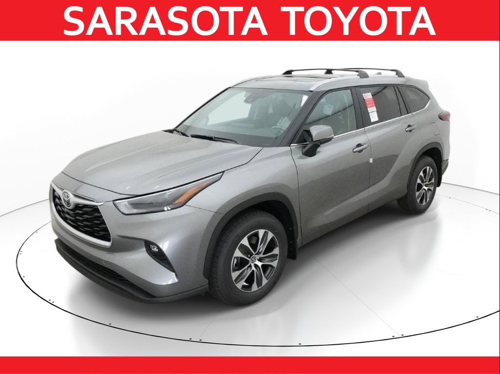 New 2026 Toyota Highlander XLE