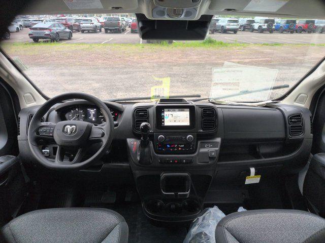صورة 9 لـ 2026 RAM PROMASTER 1500 BASE