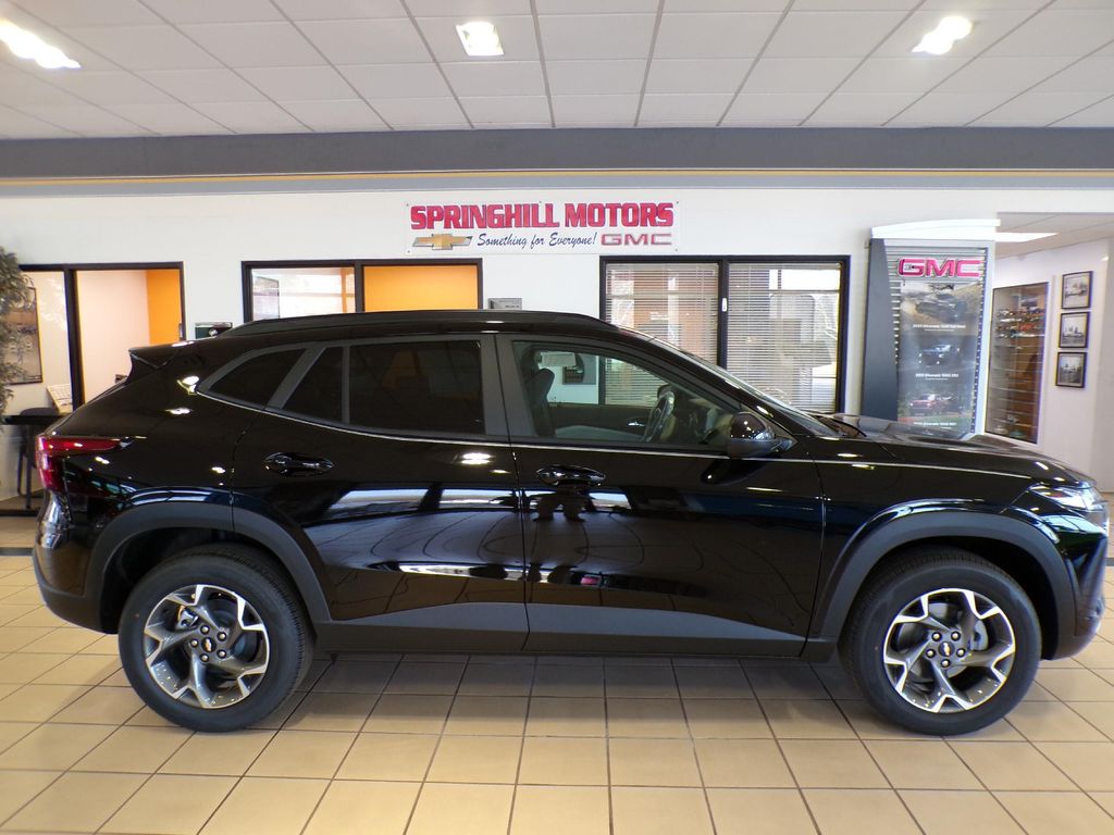 New 2026 Chevrolet Trax LT