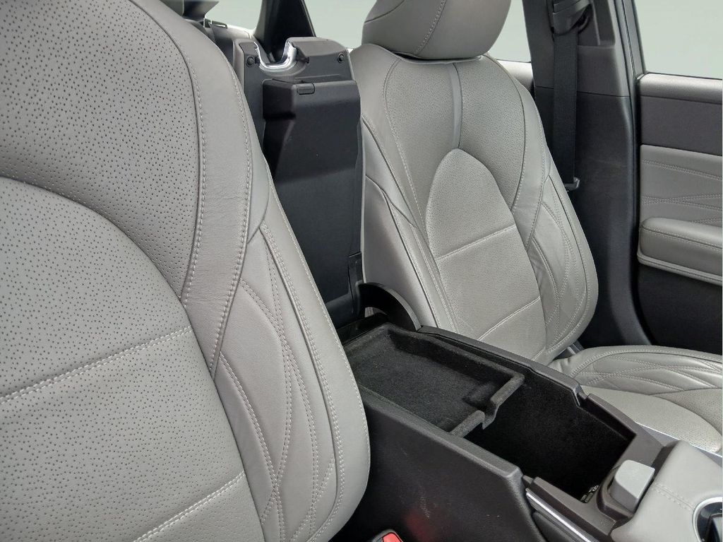 2020 Toyota AVALON LIMITED — фото 11