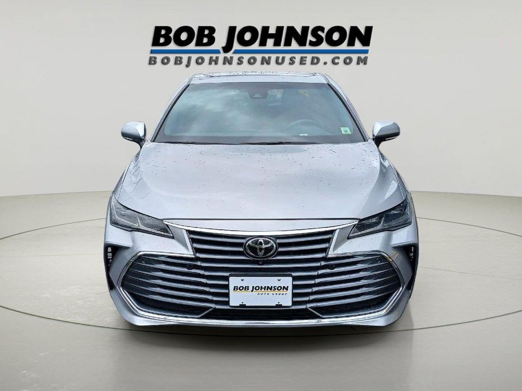 2020 Toyota AVALON LIMITED — фото 2