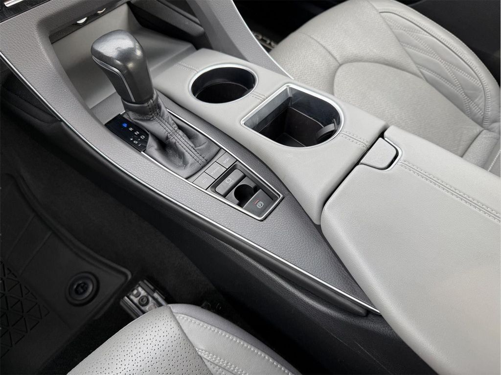 2020 Toyota AVALON LIMITED — миниатюра 18