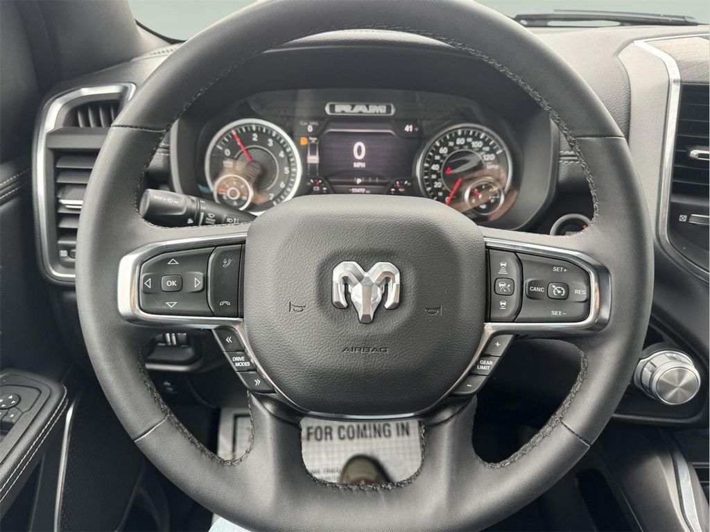 2025 RAM 1500 LARAMIE 缩略图 19