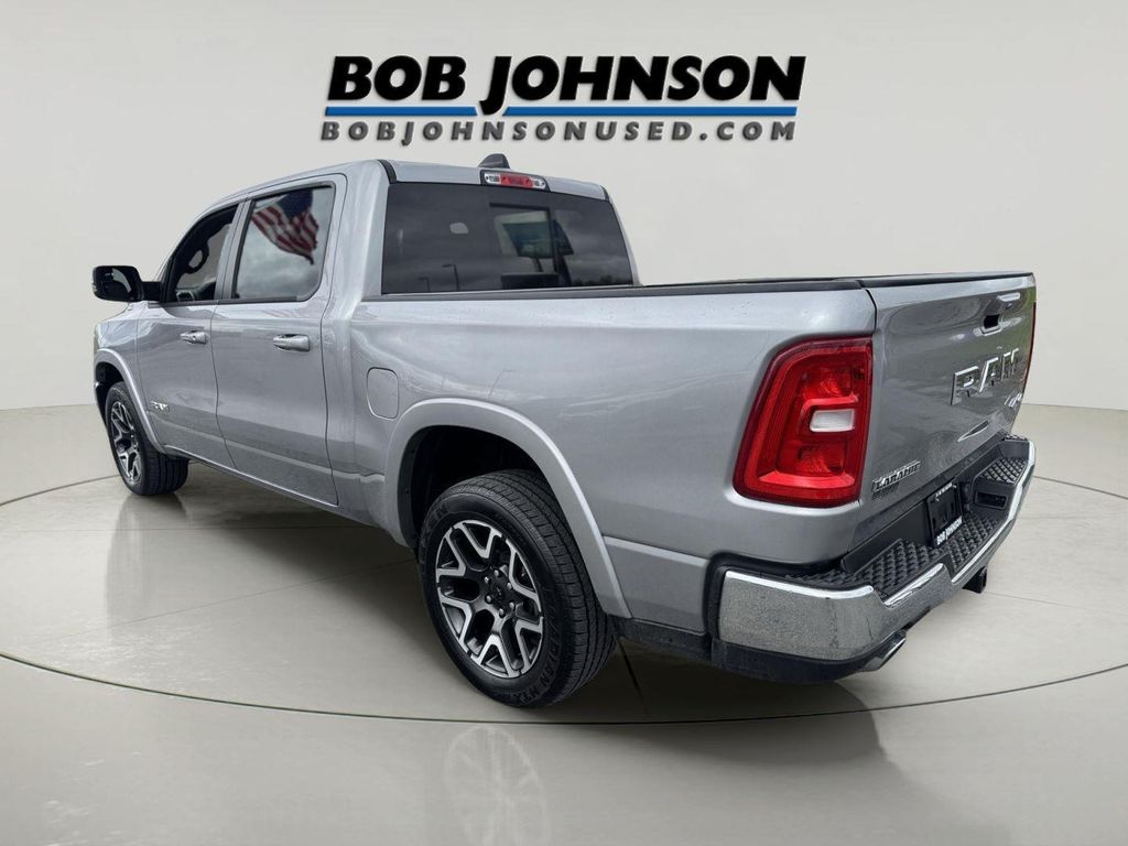 صورة 5 لـ 2025 RAM 1500 LARAMIE